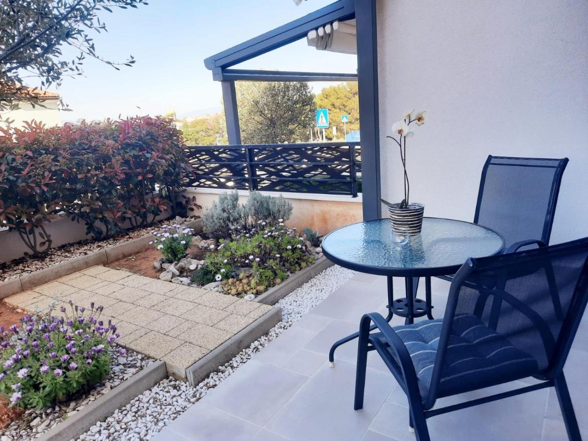Apartman Madonnina Црес Экстерьер фото