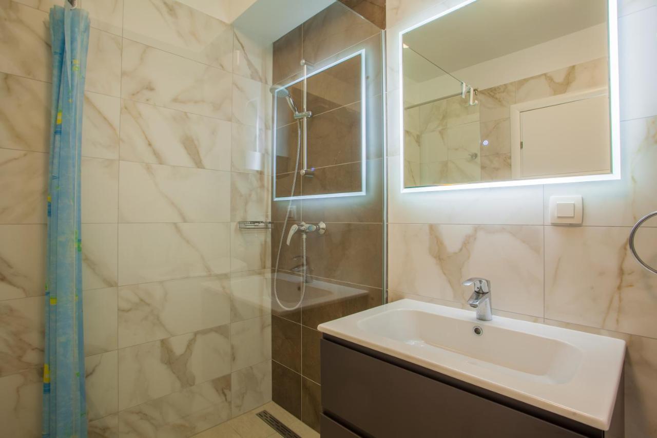 Apartman Madonnina Црес Экстерьер фото